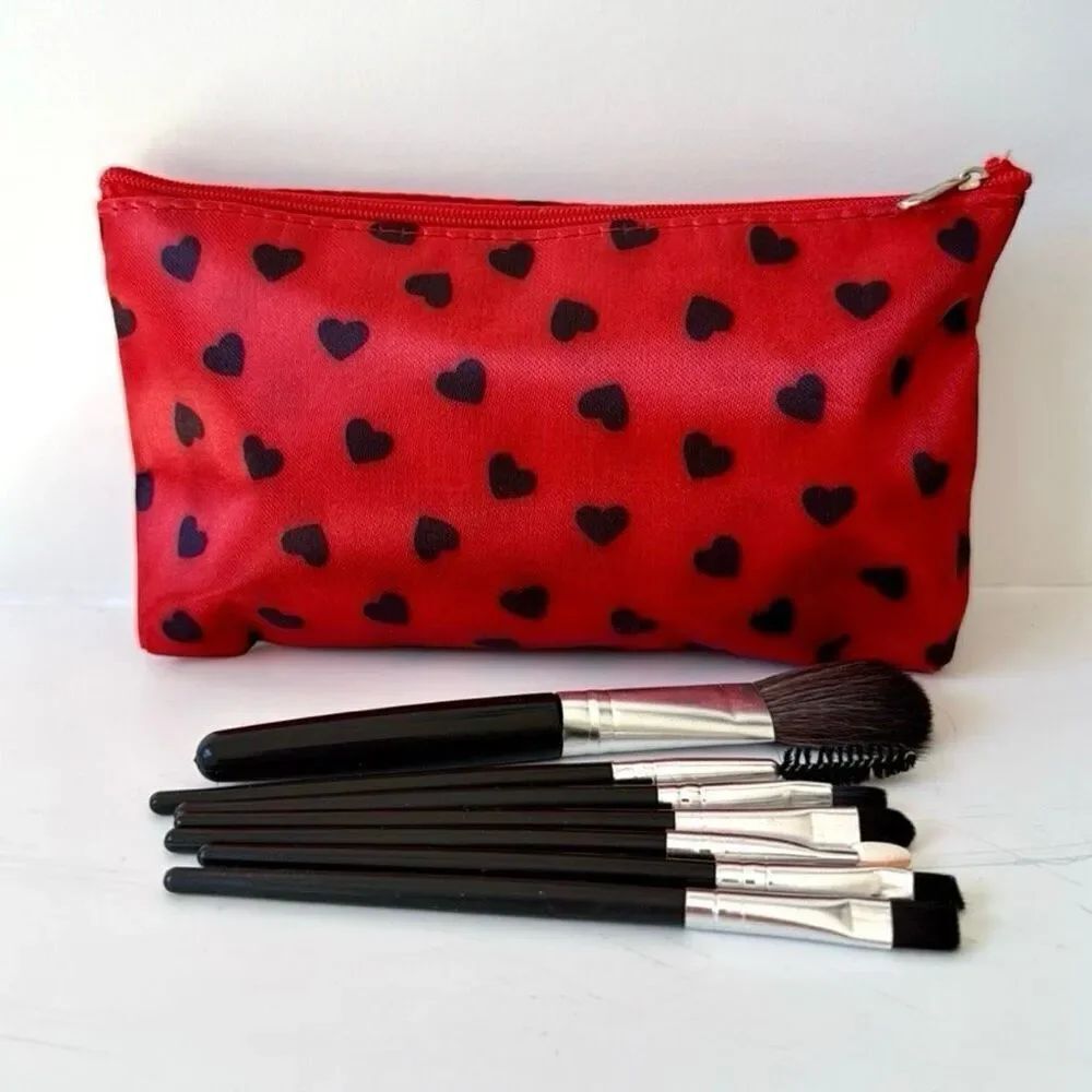 Red Margot Makeup Case with Bonus Brush Set – Heart Print- New